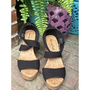 American Eagle Platform Cork Heeled Sandals Women’s Size 7.5‎
